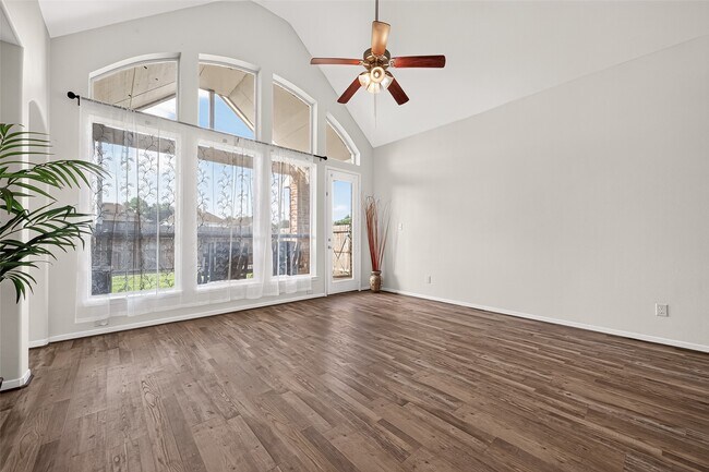 Building Photo - 26710 Bellwood Pines Dr