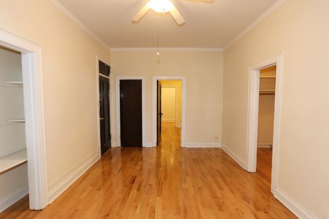 Building Photo - 4636 N Paulina St