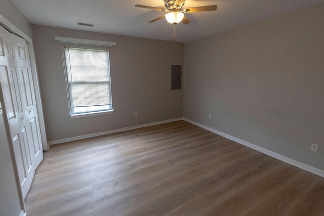 Building Photo - 5981 E Limoges Dr