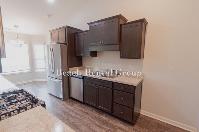 Building Photo - 3 Bedroom ~ Close to Historic Downtown Conway