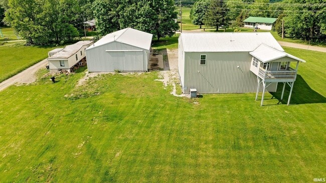 Building Photo - 4693 N State Rd 43