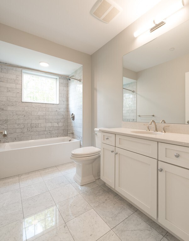 Building Photo - 57 Savin Hill Ave