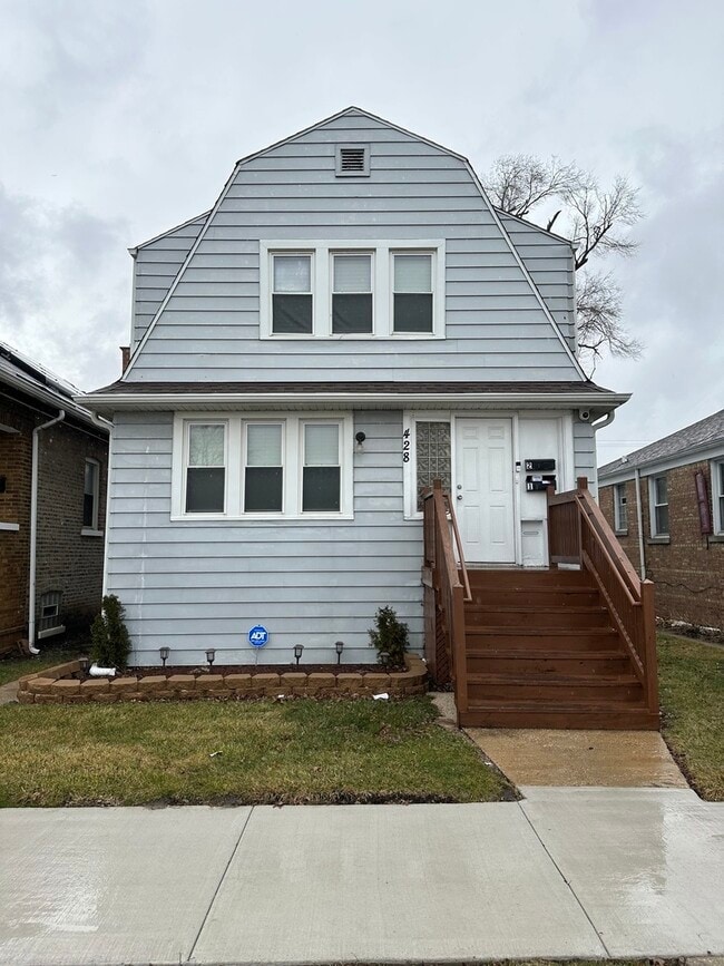 Building Photo - 428 24th Ave