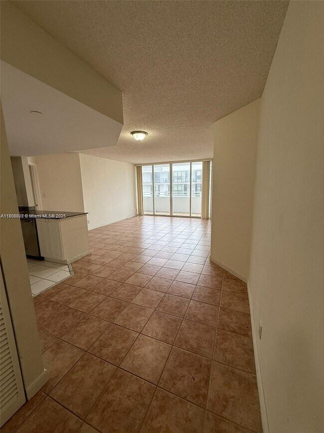 Building Photo - 8911 Collins Ave