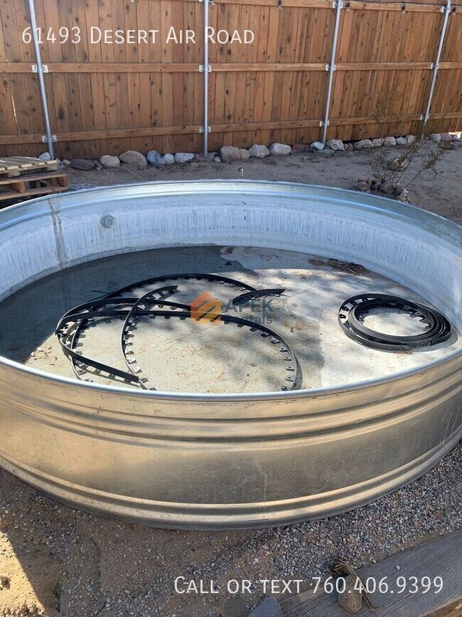 Building Photo - 61493 Desert Air Rd