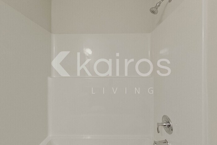 Building Photo - 2097 Banyon Cir