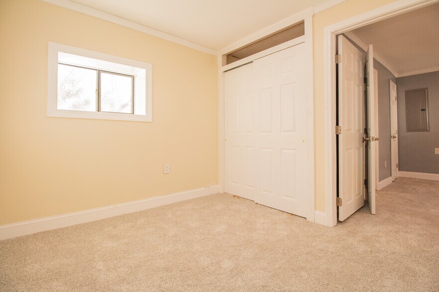 Building Photo - 80 Brigham Rd