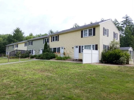Building Photo - 9 Bayberry Ln