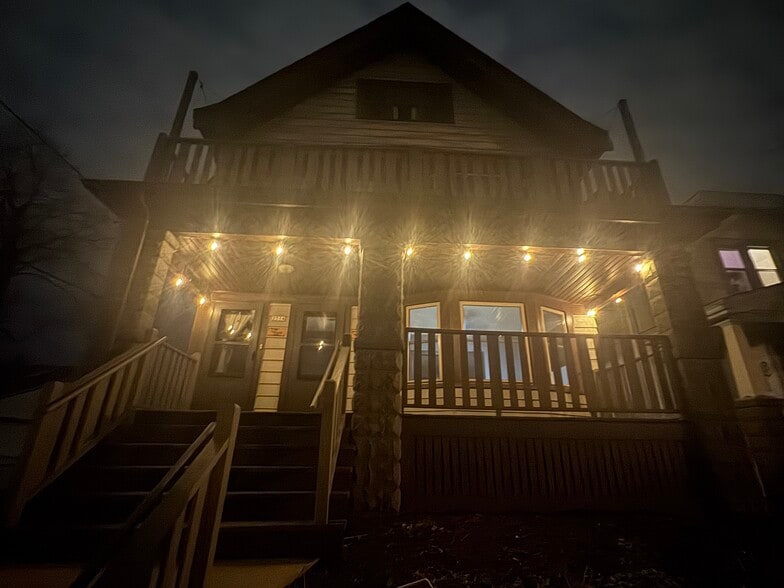 Building Photo - 2516 S Brisbane Ave