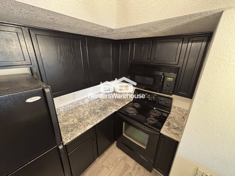 Building Photo - 1720 E Thunderbird Rd