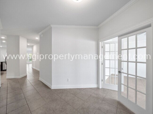 Building Photo - 10928 Brownwood Pl