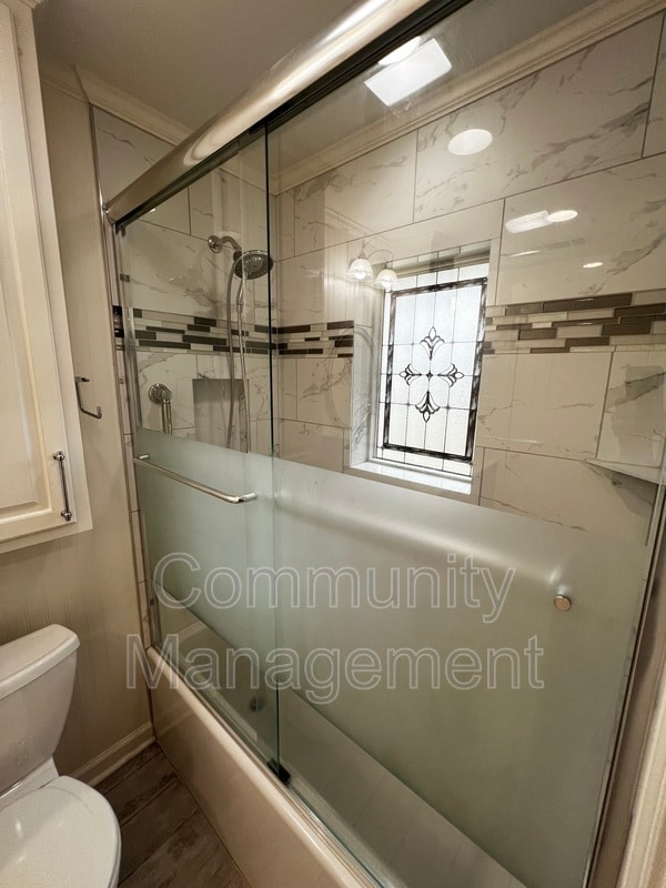 Building Photo - 13741 Willowridge Ave