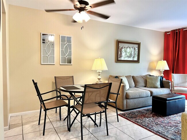 Building Photo - 2271 NE 68th St