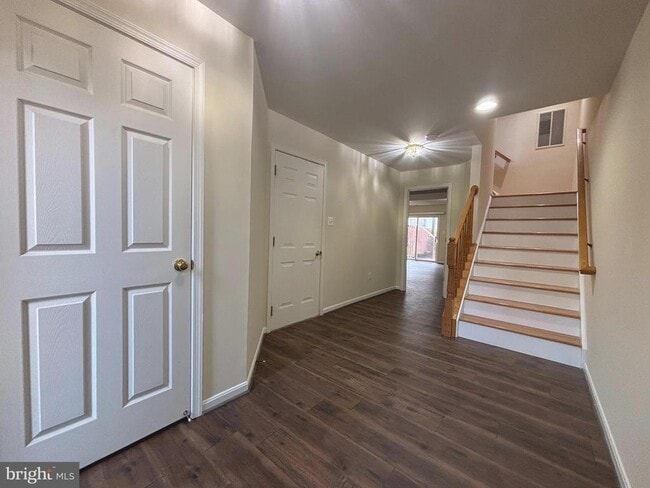 Building Photo - 2444 Rolling Plains Dr