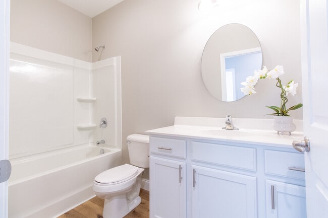 Building Photo - 62 Scout Br