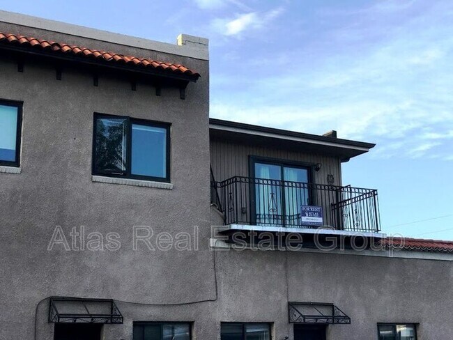 Building Photo - 1535 W 34th Ave