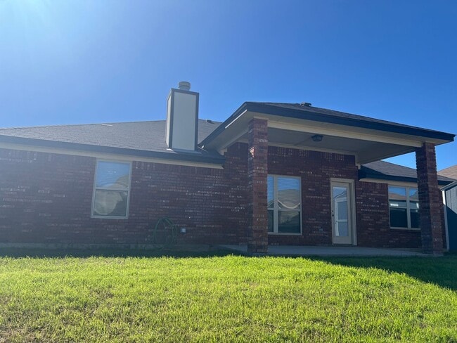 Building Photo - 3503 Sands Ln