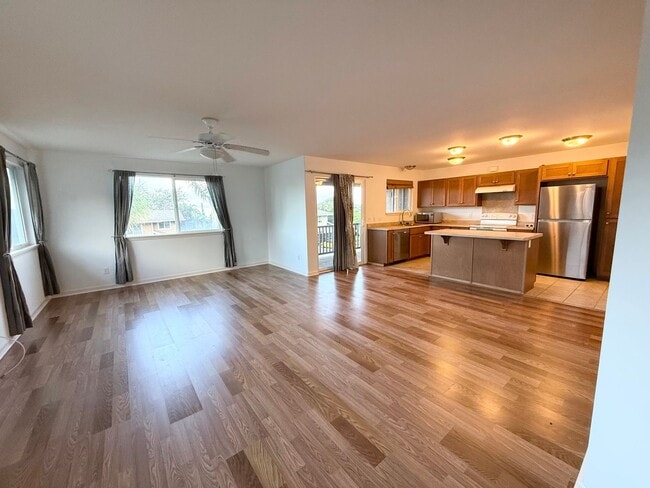 Primary Photo - Available NOW – Beautiful Milo Court Townh...