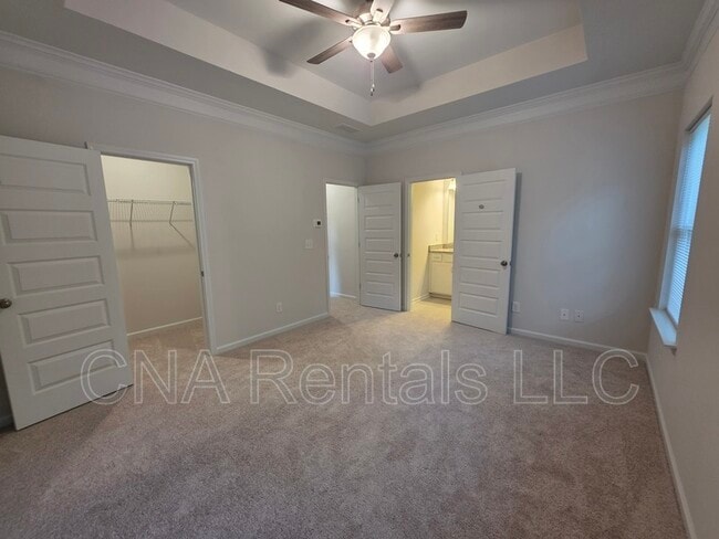 Building Photo - 1668 Eagle Dr