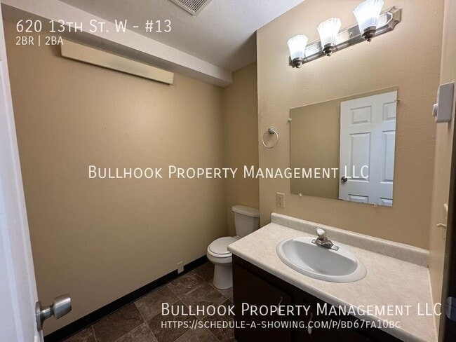 Building Photo - 620 13th St W