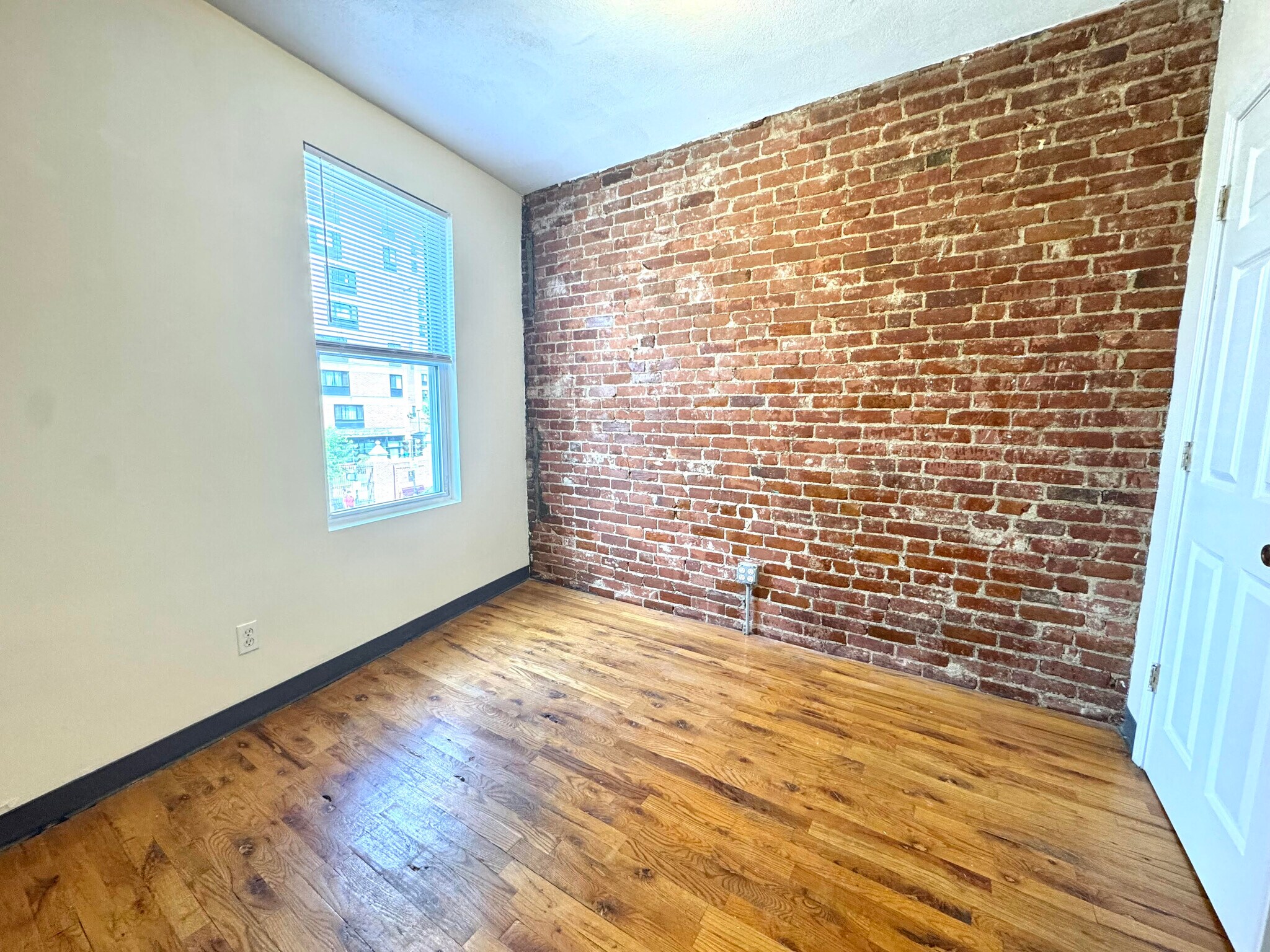 Building Photo - 840 Huntington Ave