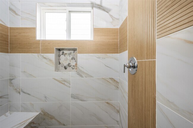 Building Photo - 7089 Tierwester St