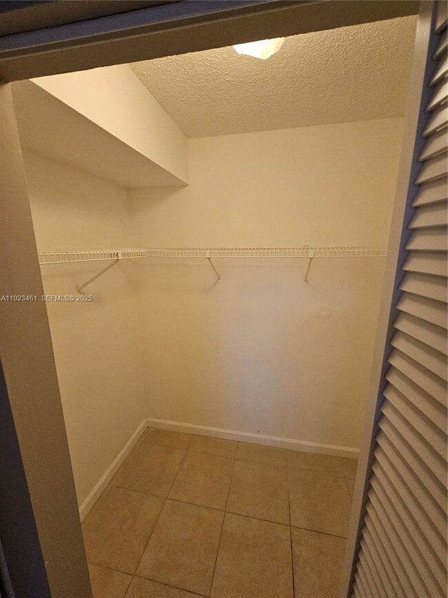 Building Photo - Nob Hill Lane, Sunrise, FL 33351 - 3 BR 2 BA condo