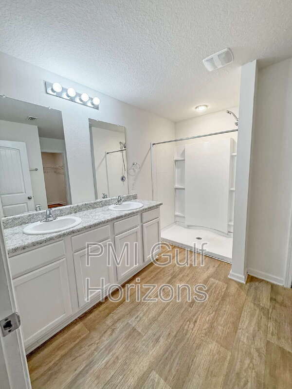 Building Photo - 7469 Steeplechase Blvd