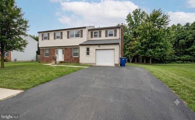 Building Photo - 306 Cornell Rd