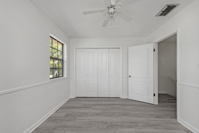 Building Photo - 337 Woodham Ct