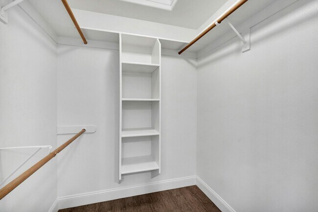 Building Photo - 3513 W Vartikian Ave