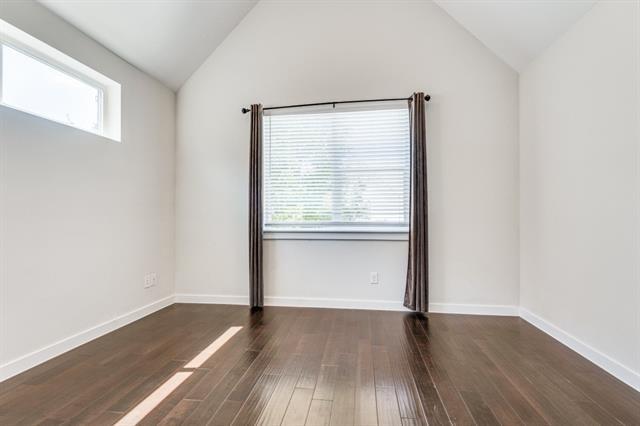 Building Photo - 1155 Crownview Ln