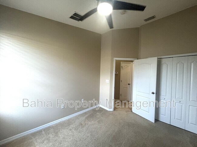 Building Photo - 9036 Moonlit Meadows Loop