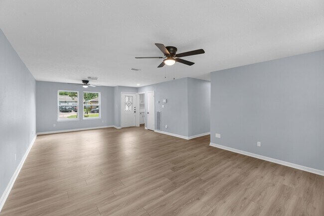 Building Photo - 14234 Cellini Dr