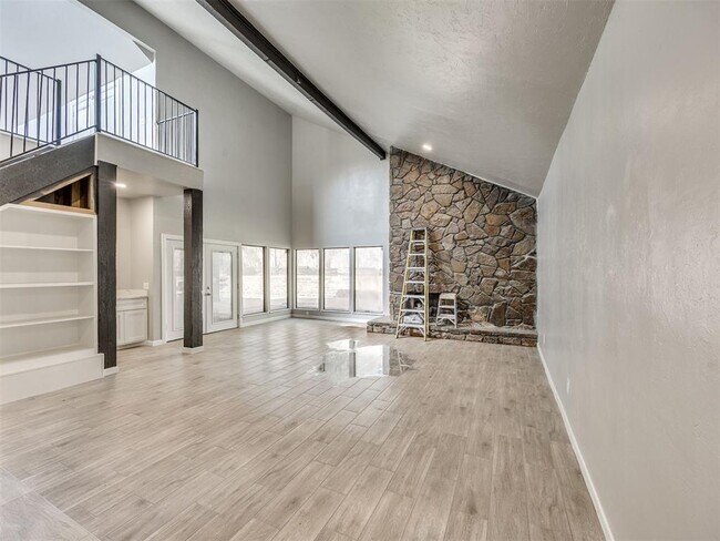 Building Photo - 11609 Twisted Oak Rd