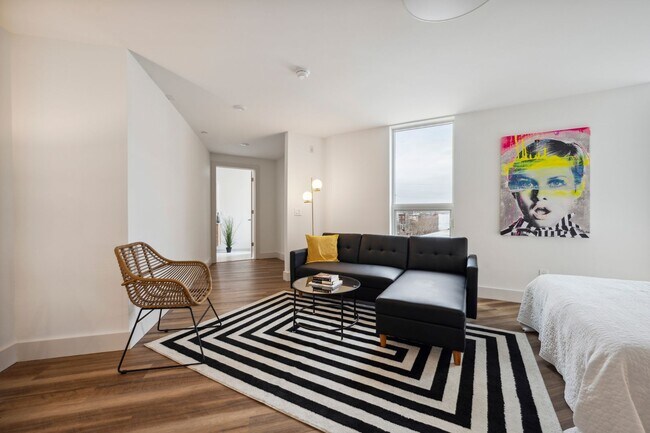 Building Photo - Bright Studio Apartment with large kitchen in Brewerytown!