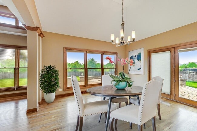 Building Photo - 2951 Old Glory Dr