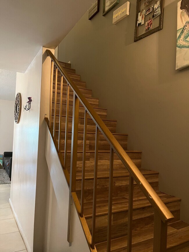 Building Photo - 896 SW 9th Street Cir