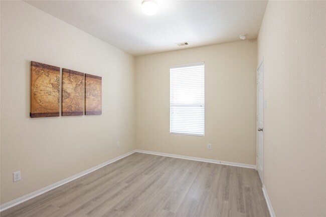 Building Photo - 15007 Holland Grove Ct