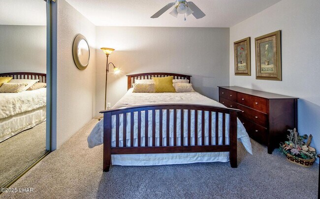Building Photo - Long Term Furnished Condo