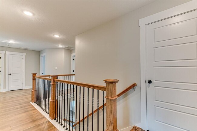 Building Photo - 419 Barrow Ln
