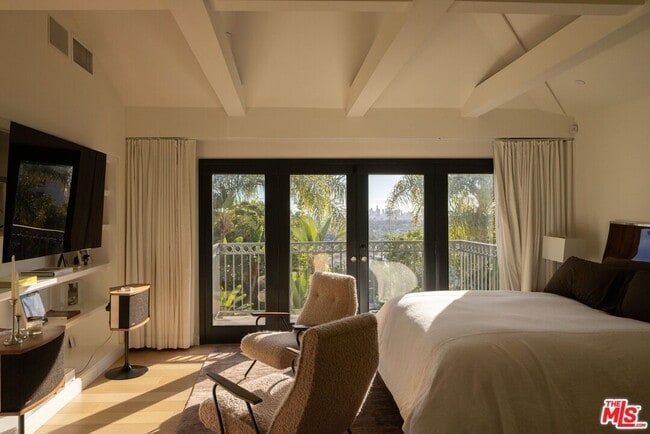 Building Photo - 1427 Kings Rd