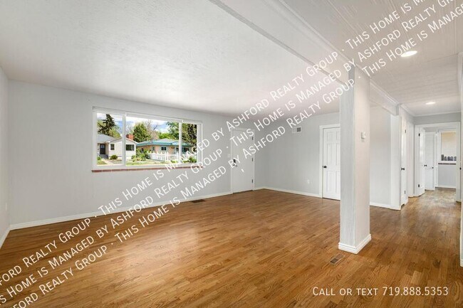 Building Photo - 1406 N Foote Ave