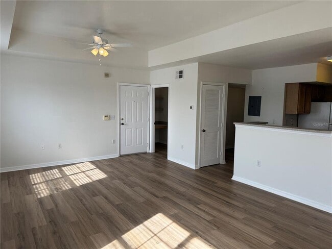 Building Photo - 1130 Villagio Cir