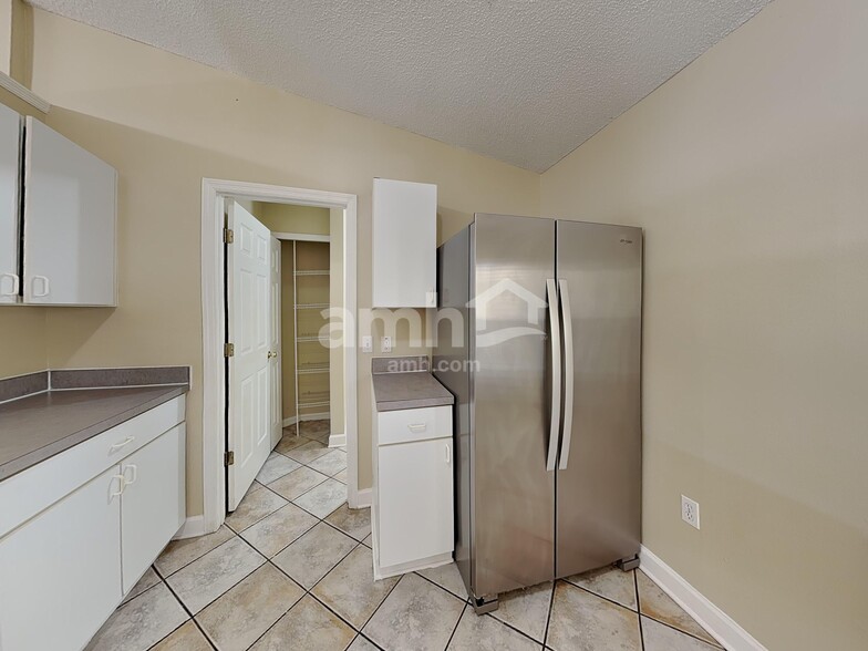 Building Photo - 4310 Stonefield Dr