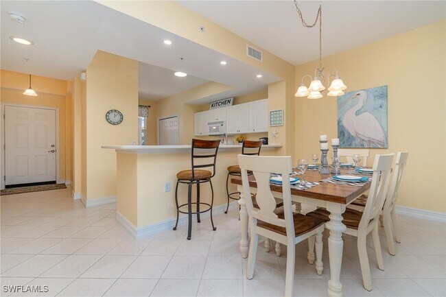 Building Photo - 10520 Amiata Way