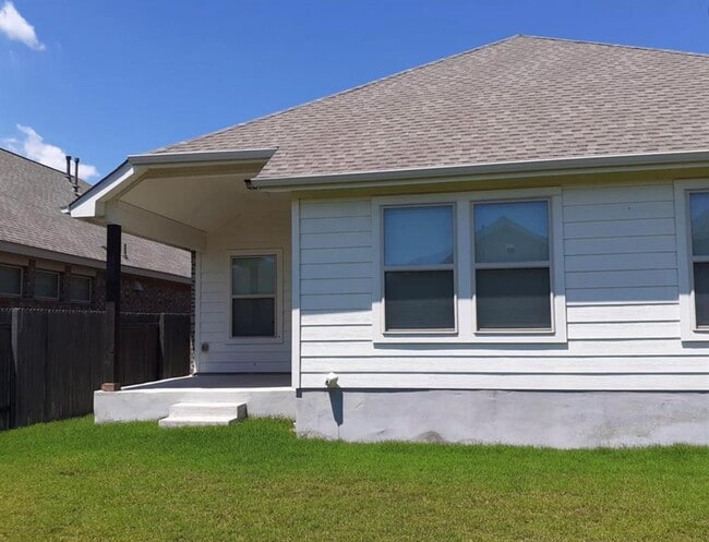 Building Photo - 22020 Abigail Way