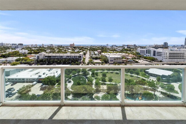 Building Photo - 650 West Ave