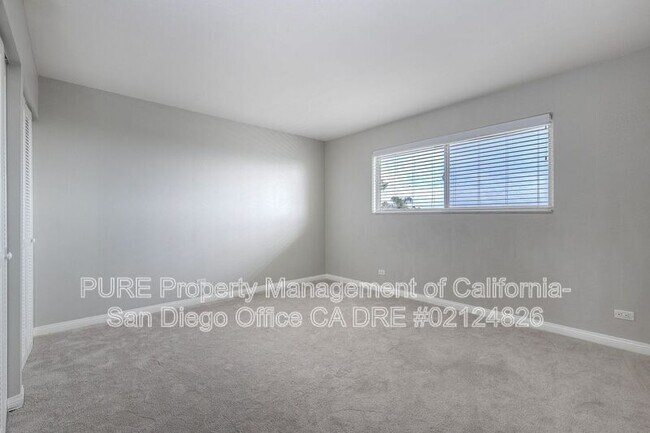 Building Photo - 4944 Cass St