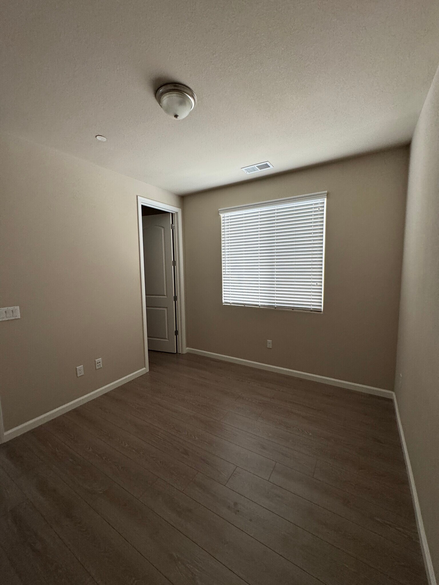 bedroom 4 - 532 Aspen Pl